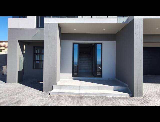 3 bed property to rent in VYF BRAKKE FONTEINEN